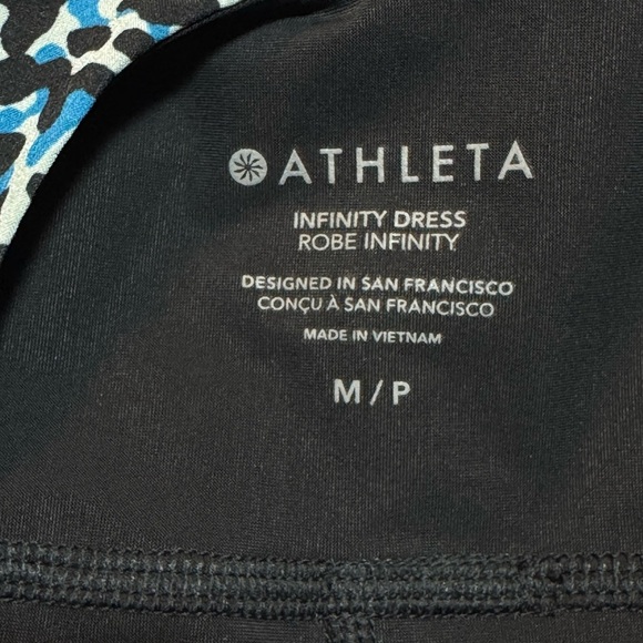 Athleta Infinity Dress with built in Shorts M - Picture 9 of 11